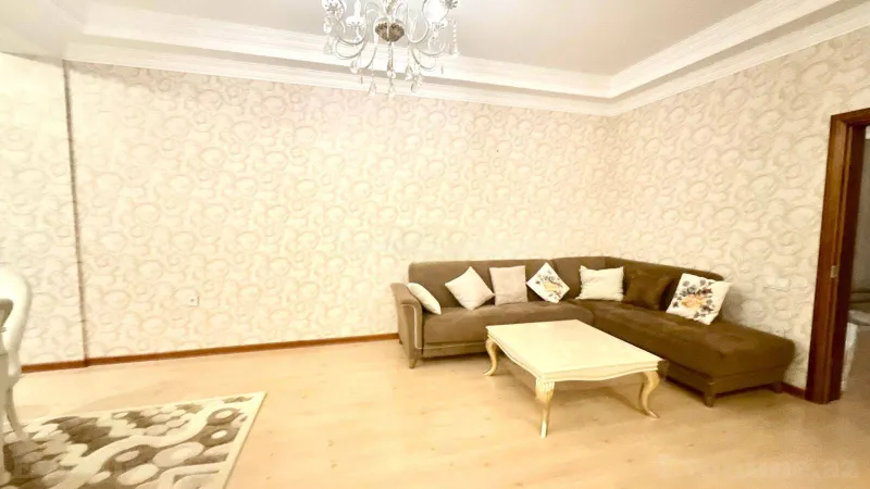 3 otaqlı Mənzil 185 m² Nərimanov r. Kirayə verilir
