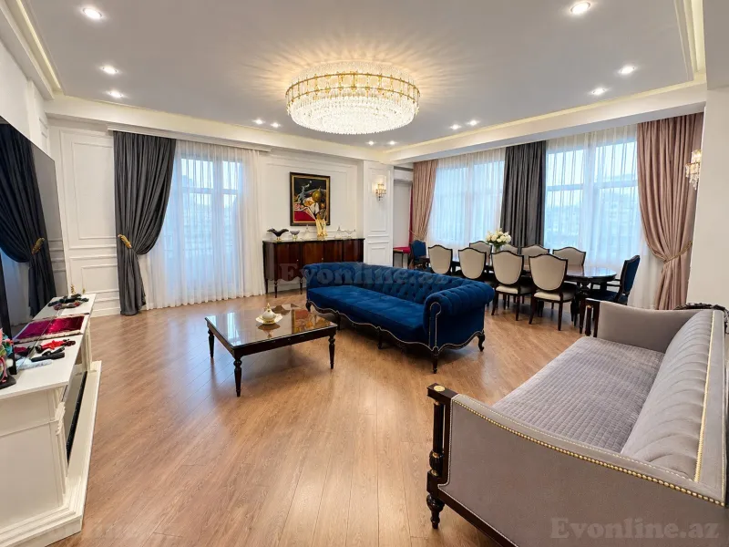 4 otaqlı Mənzil 210 m² Xətai r. Satılır