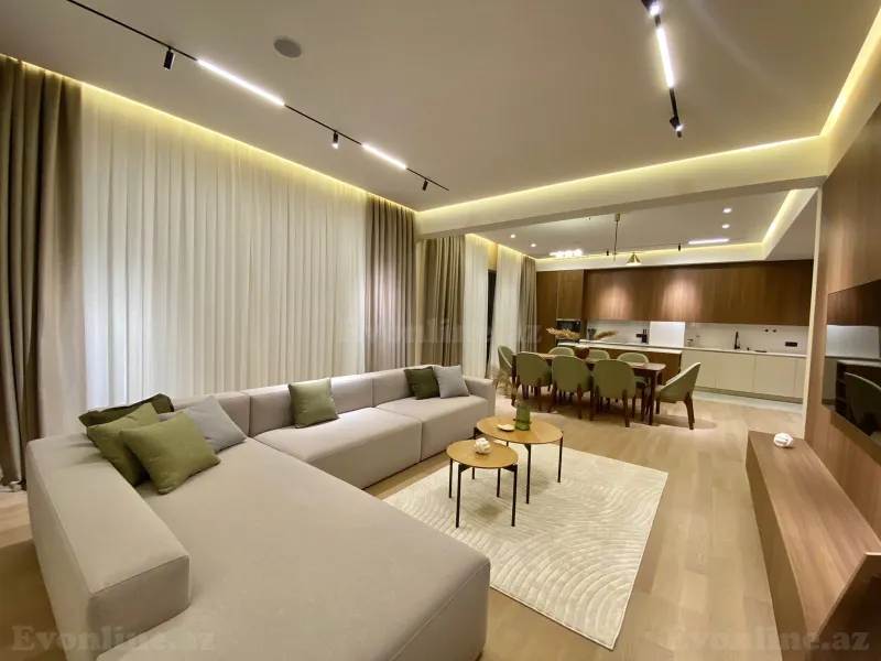 3 otaqlı Mənzil 130 m² 28 May m. Kirayə verilir