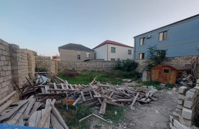 Torpaq Bakıxanov Satılır