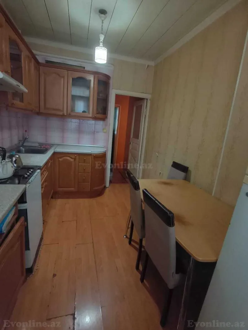 3 otaqlı köhnə tikili mənzil satılır — Gənclik m., Bakı - şəkil 10