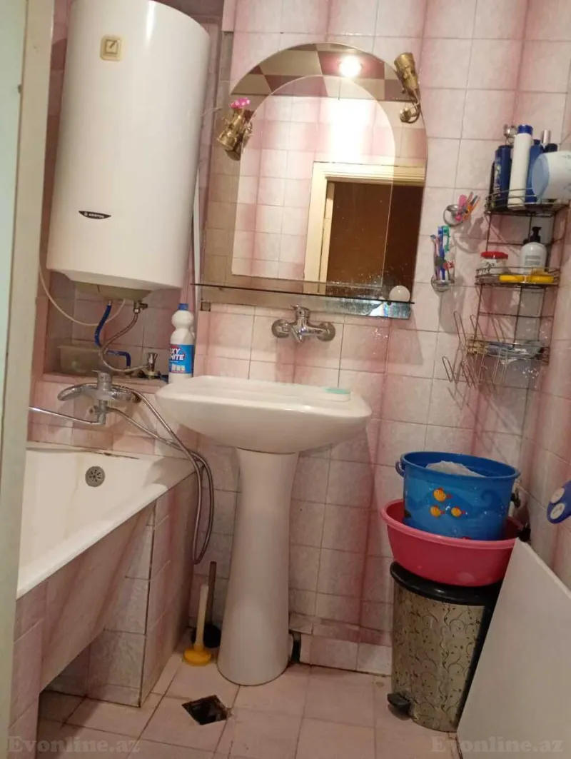 3 otaqlı köhnə tikili mənzil satılır — Gənclik m., Bakı - şəkil 12