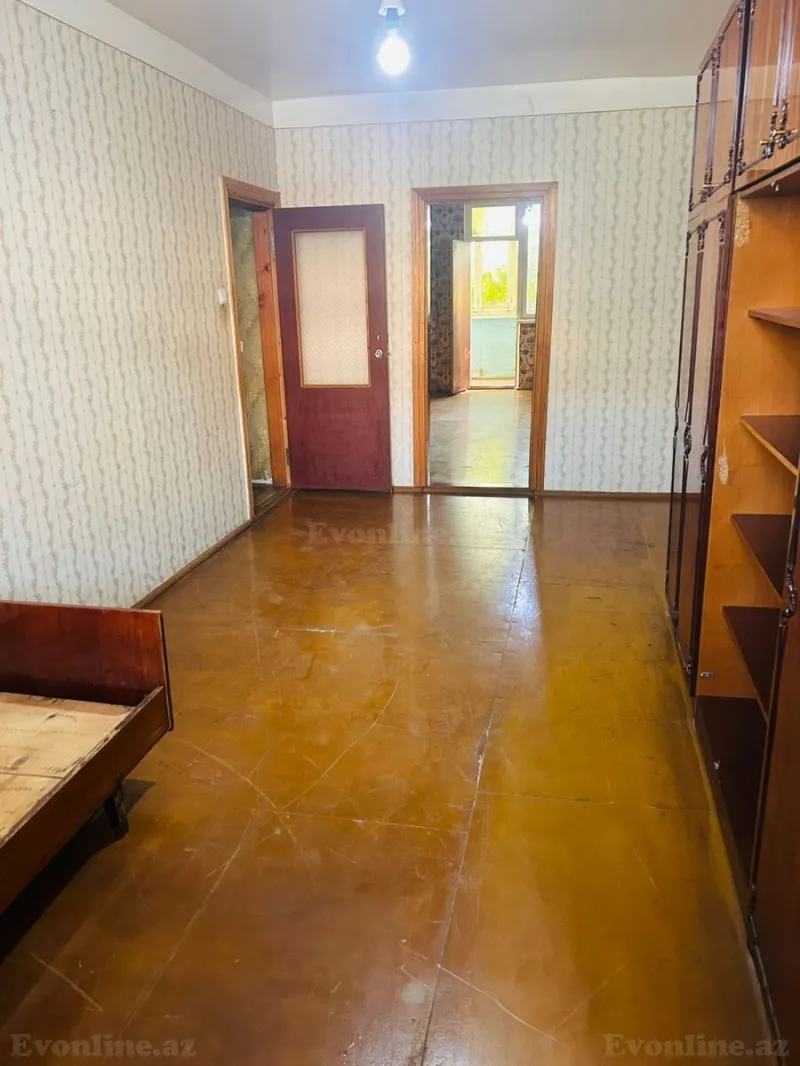 5 otaqlı köhnə tikili mənzil satılır — Xırdalan - şəkil 9