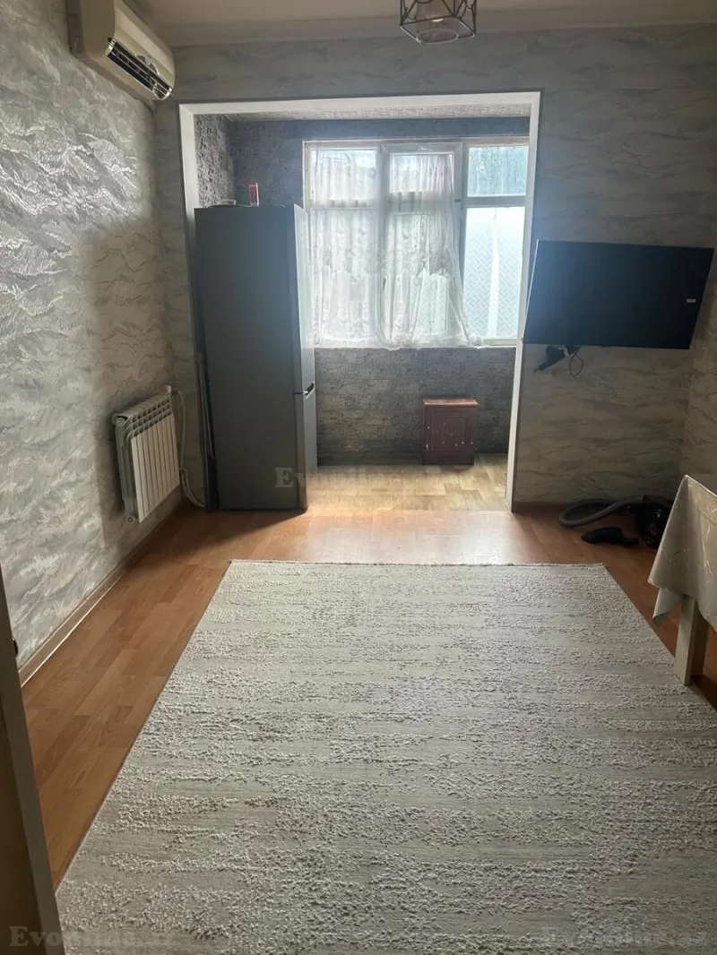 1 otaqlı köhnə tikili mənzil satılır — 20 Yanvar m., Bakı - şəkil 2