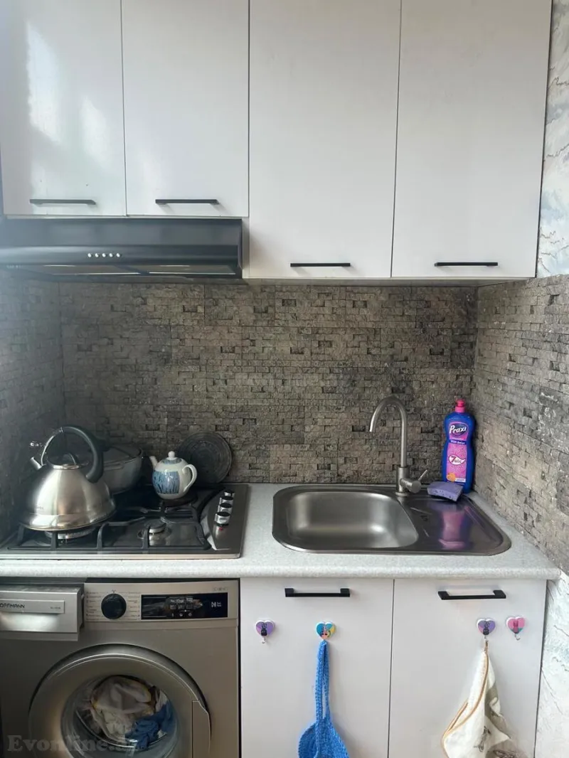 1 otaqlı köhnə tikili mənzil satılır — 20 Yanvar m., Bakı - şəkil 4