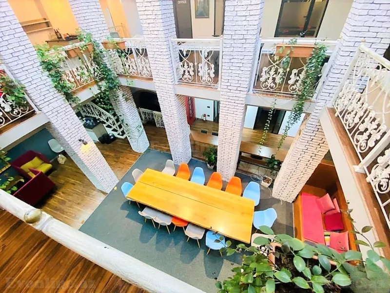 Obyekt 870 m² Sahil m. Kirayə verilir