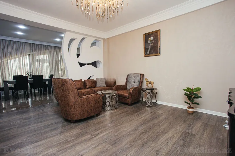 3 otaqlı Mənzil 150 m² Nizami m. Kirayə verilir