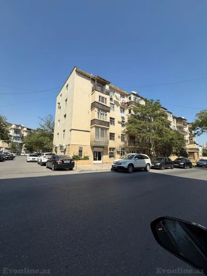2 otaqlı Mənzil 45 m² Badamdar Kirayə verilir