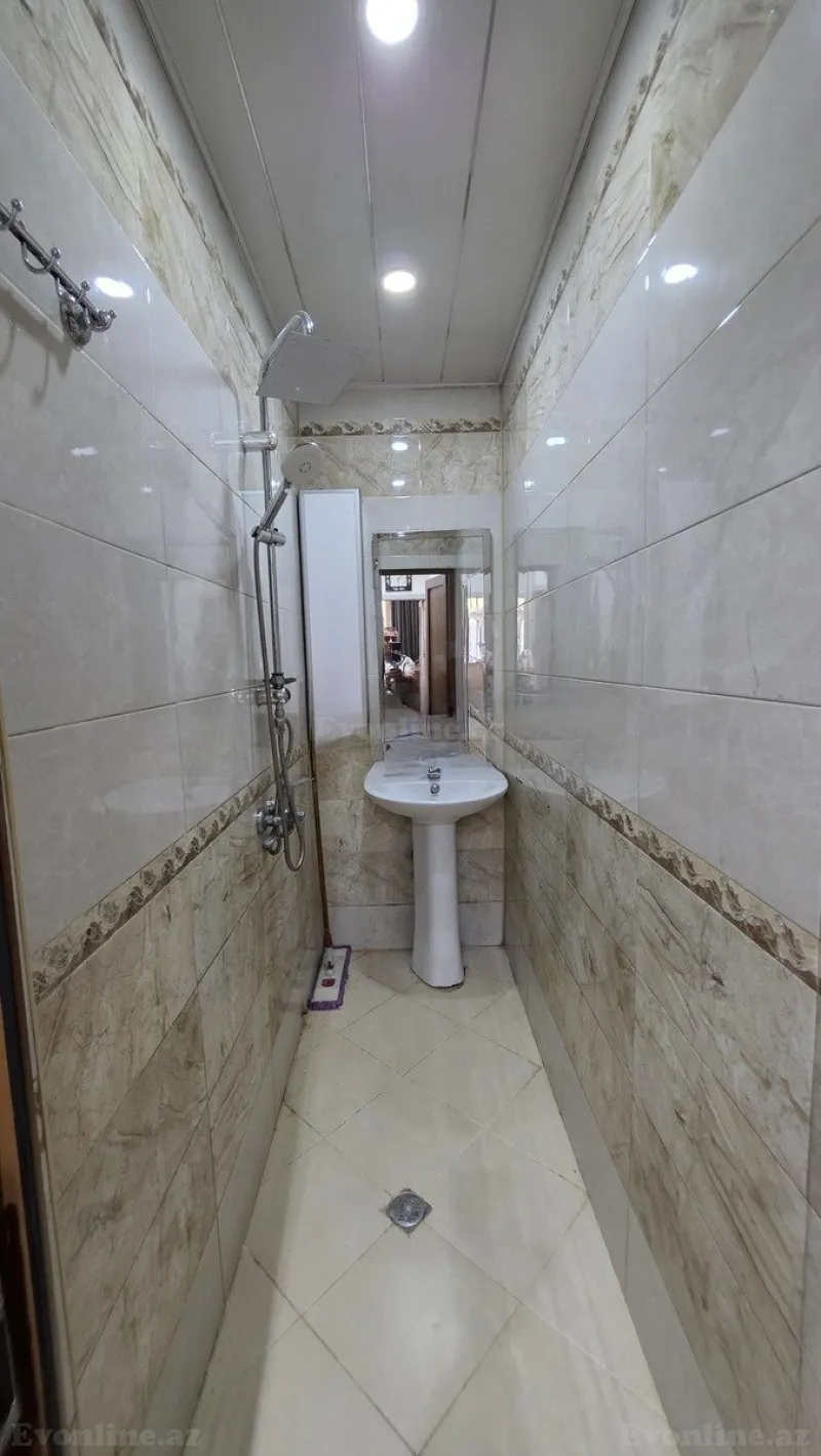 2 otaqlı köhnə tikili mənzil satılır — Bakıxanov, Bakı - şəkil 10