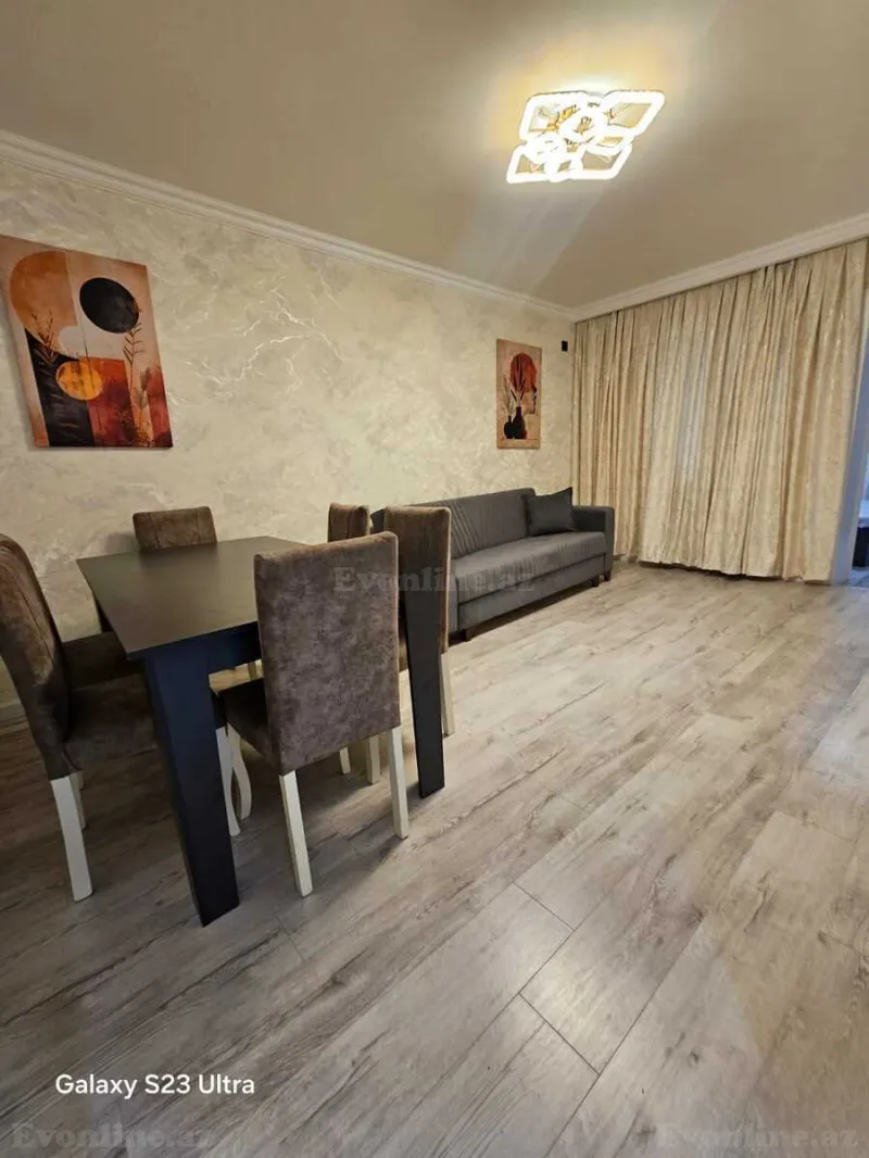 2 otaqlı Mənzil 55 m² İnşaatçılar m. Satılır
