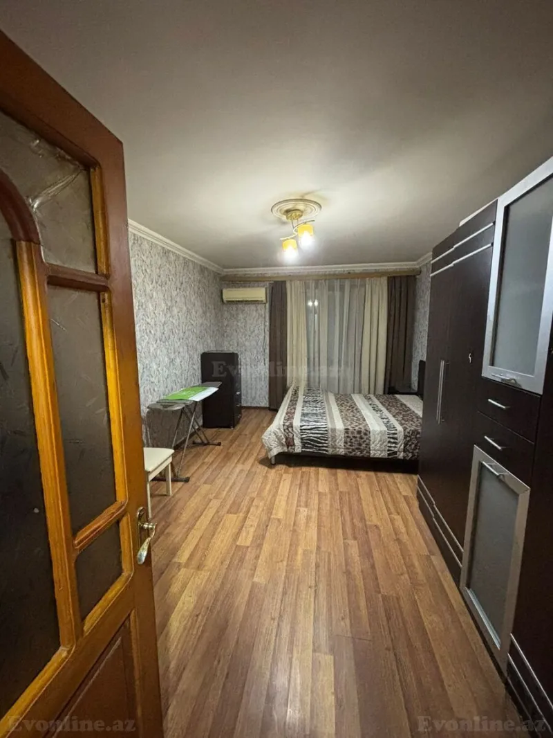 3 otaqlı köhnə tikili mənzil satılır — Elmlər Akademiyası m., Bakı - şəkil 5