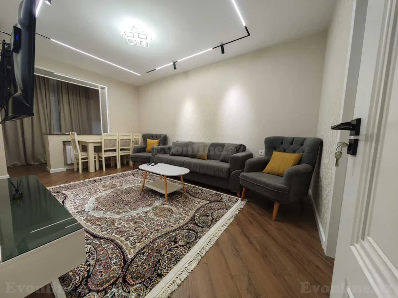 2 otaqlı köhnə tikili mənzil kirayə verilir — 7-ci mikrorayon, Bakı - şəkil 4