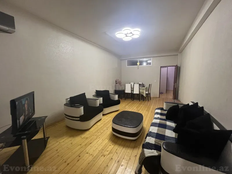 3 otaqlı Mənzil 90 m² Əhmədli m. Satılır