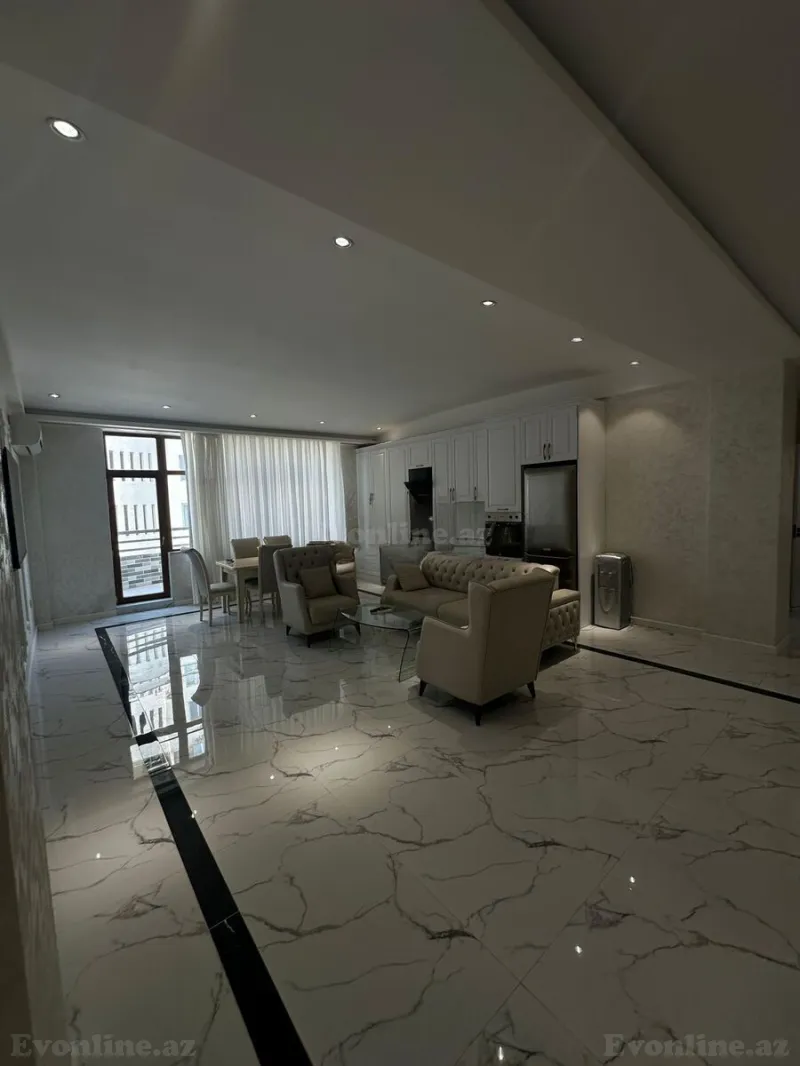 5 otaqlı Mənzil 245 m² Nəsimi r. Kirayə verilir