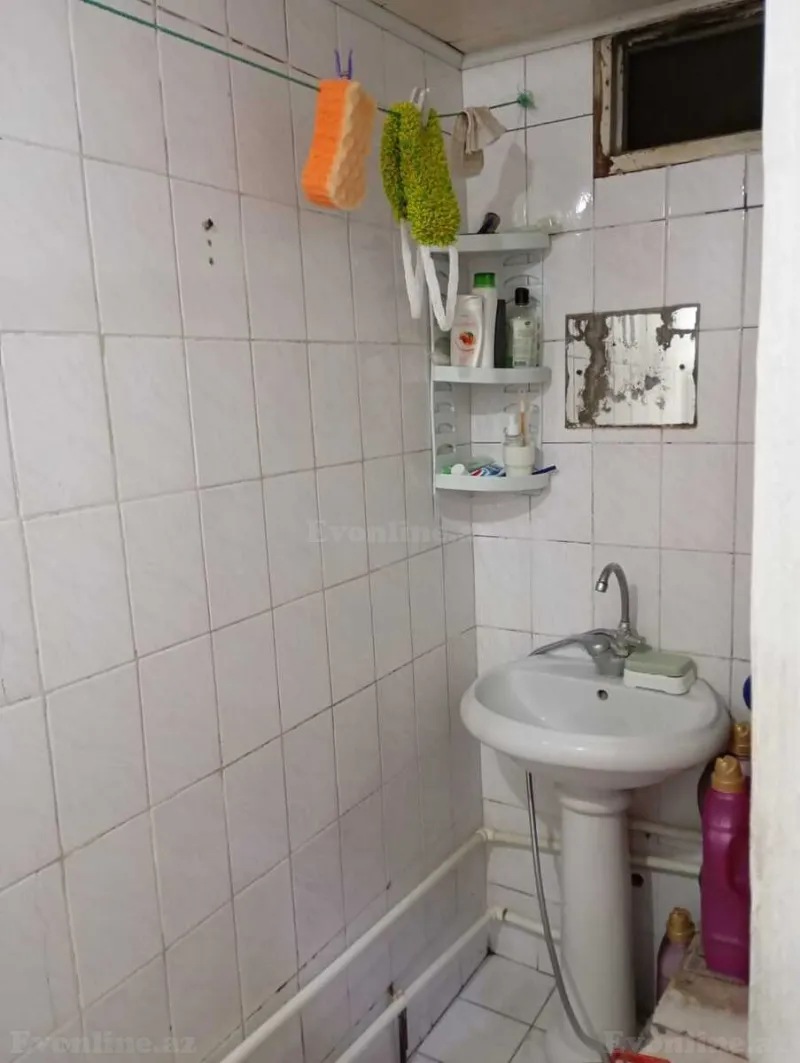 2 otaqlı köhnə tikili mənzil satılır — Nəsimi r., Bakı - şəkil 8