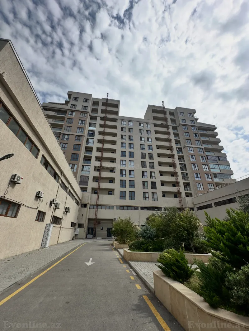 2 otaqlı Mənzil 85 m² Əhmədli m. Satılır