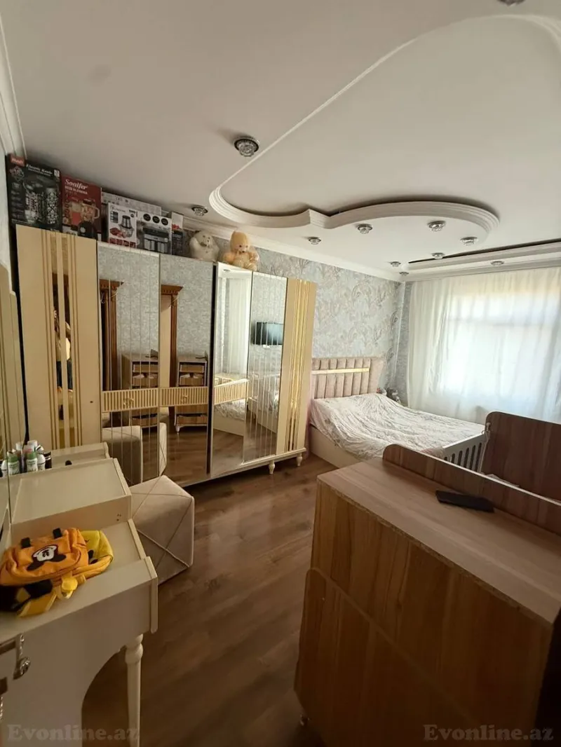 3 otaqlı köhnə tikili mənzil satılır — Gənclik m., Bakı - şəkil 3