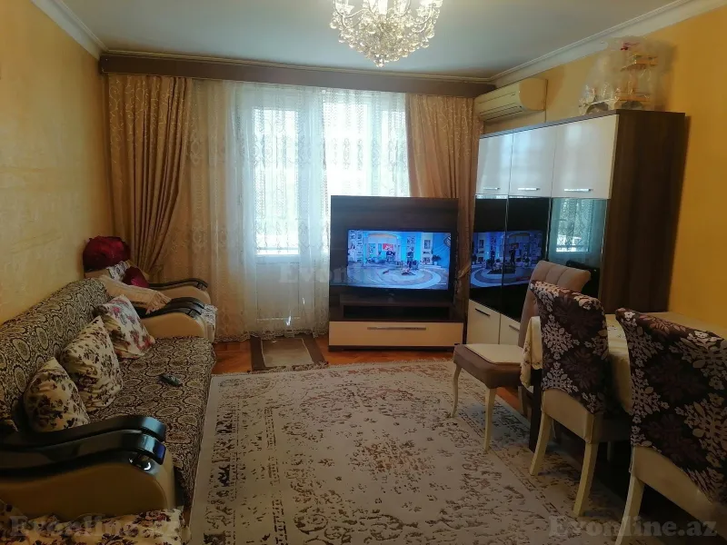 3 otaqlı Mənzil 80 m² Elmlər Akademiyası m. Satılır