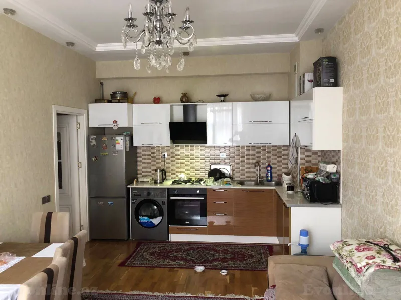 3 otaqlı Mənzil 78 m² 7-ci mikrorayon Satılır
