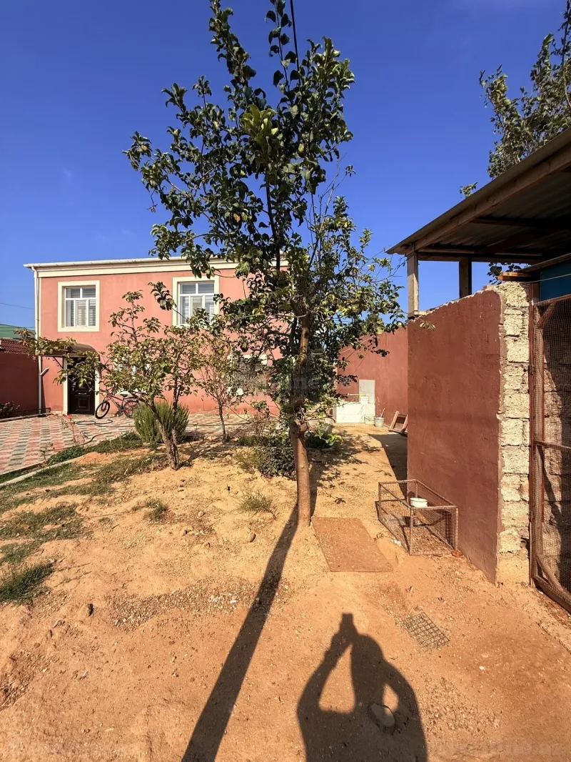 5 otaqlı Həyət evi 170 m² Binə Satılır