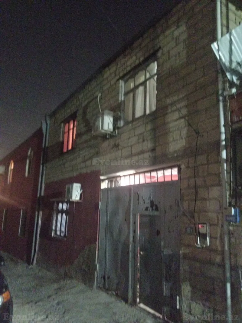 5 otaqlı Həyət evi 120 m² M.Ə.Rəsulzadə Satılır