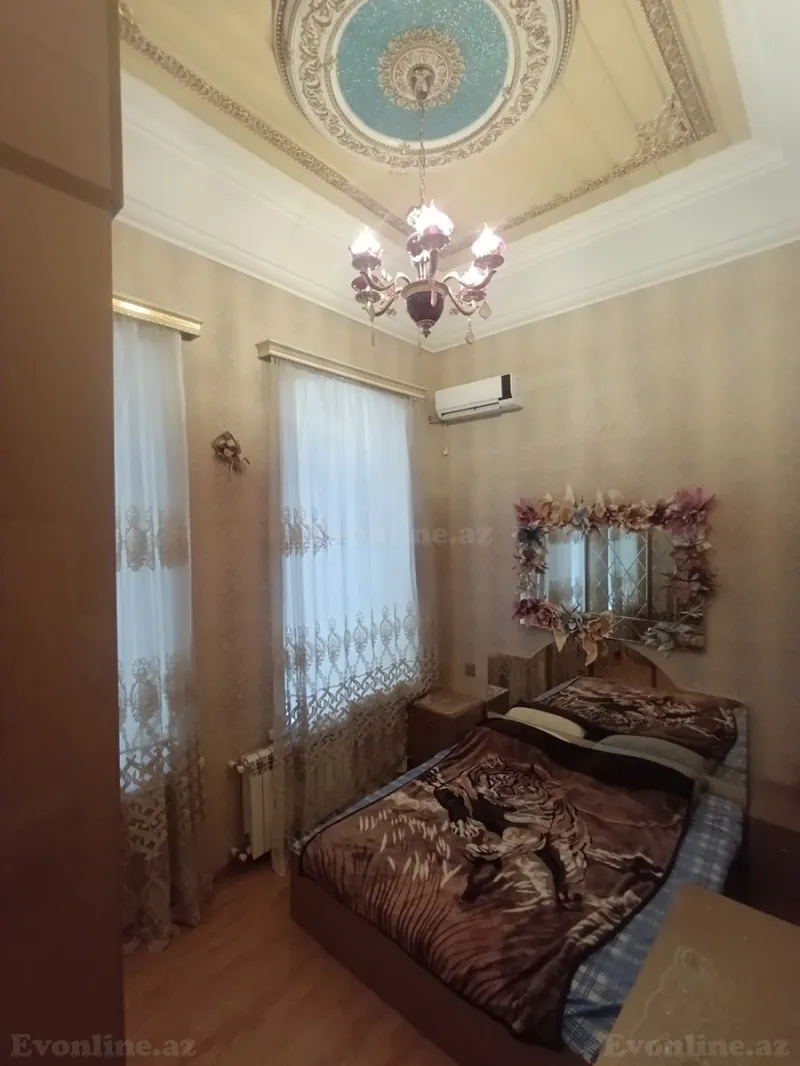 3 otaqlı Mənzil 65 m² 28 May m. Kirayə verilir
