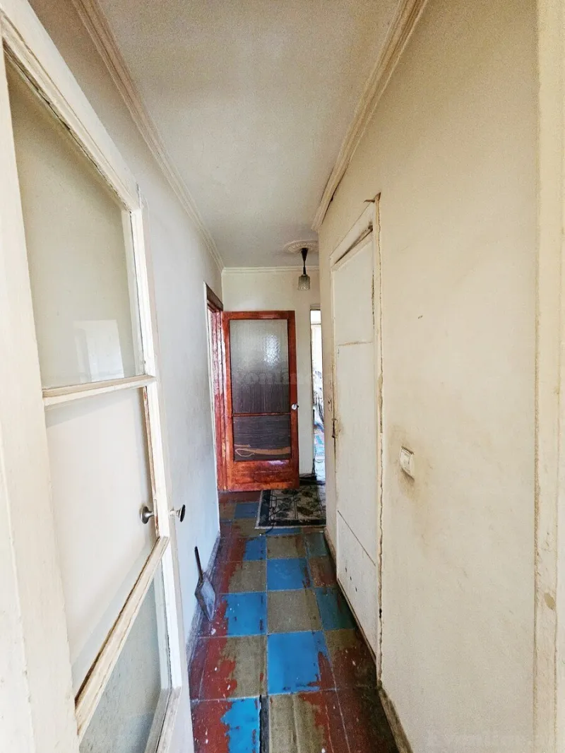 3 otaqlı köhnə tikili mənzil satılır — Qara Qarayev m., Bakı - şəkil 11