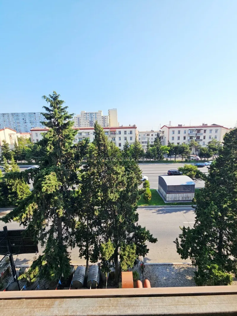 3 otaqlı köhnə tikili mənzil satılır — Qara Qarayev m., Bakı - şəkil 14