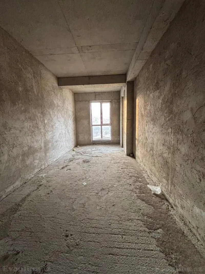3 otaqlı Mənzil 122 m² M.Ə.Rəsulzadə Satılır