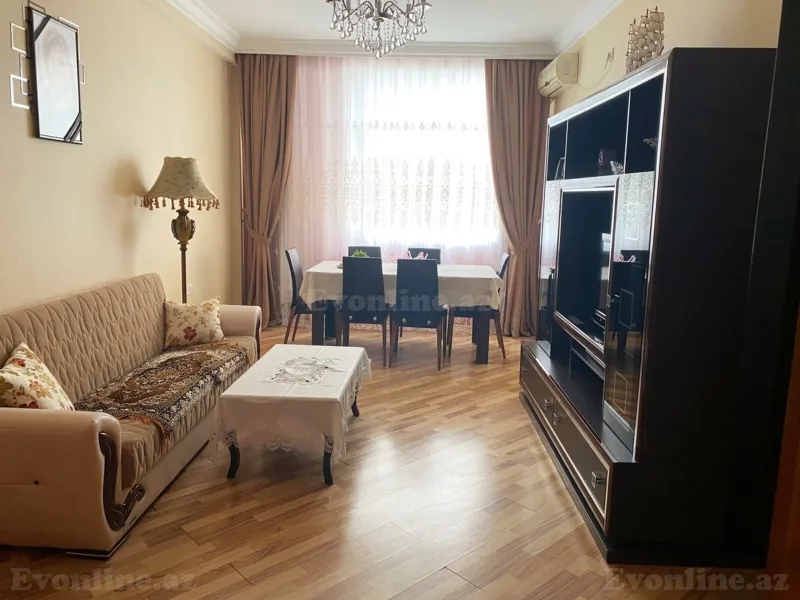 Bakı, Xətai r., Həzi Aslanov m.da 2 otaqlı mənzil satılır