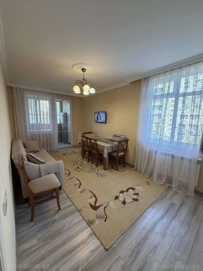 2 otaqlı köhnə tikili mənzil satılır — 8-ci mikrorayon, Bakı - şəkil 7