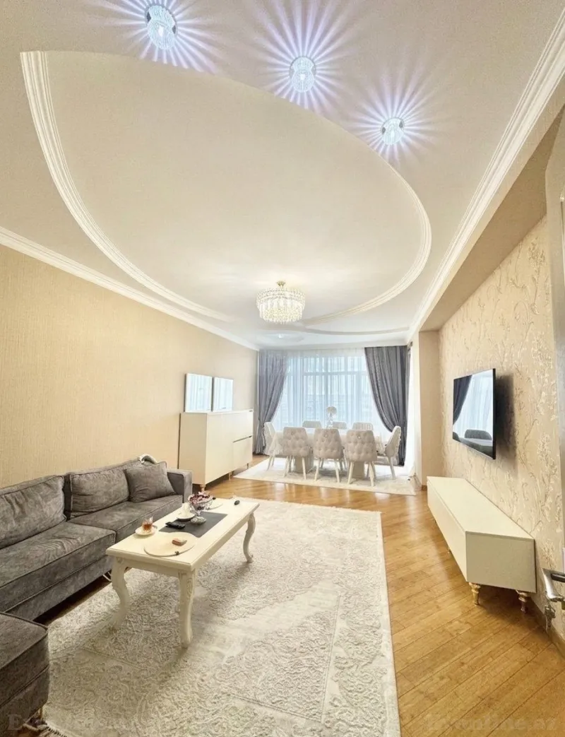 2 otaqlı Mənzil 100 m² 8-ci kilometr Satılır