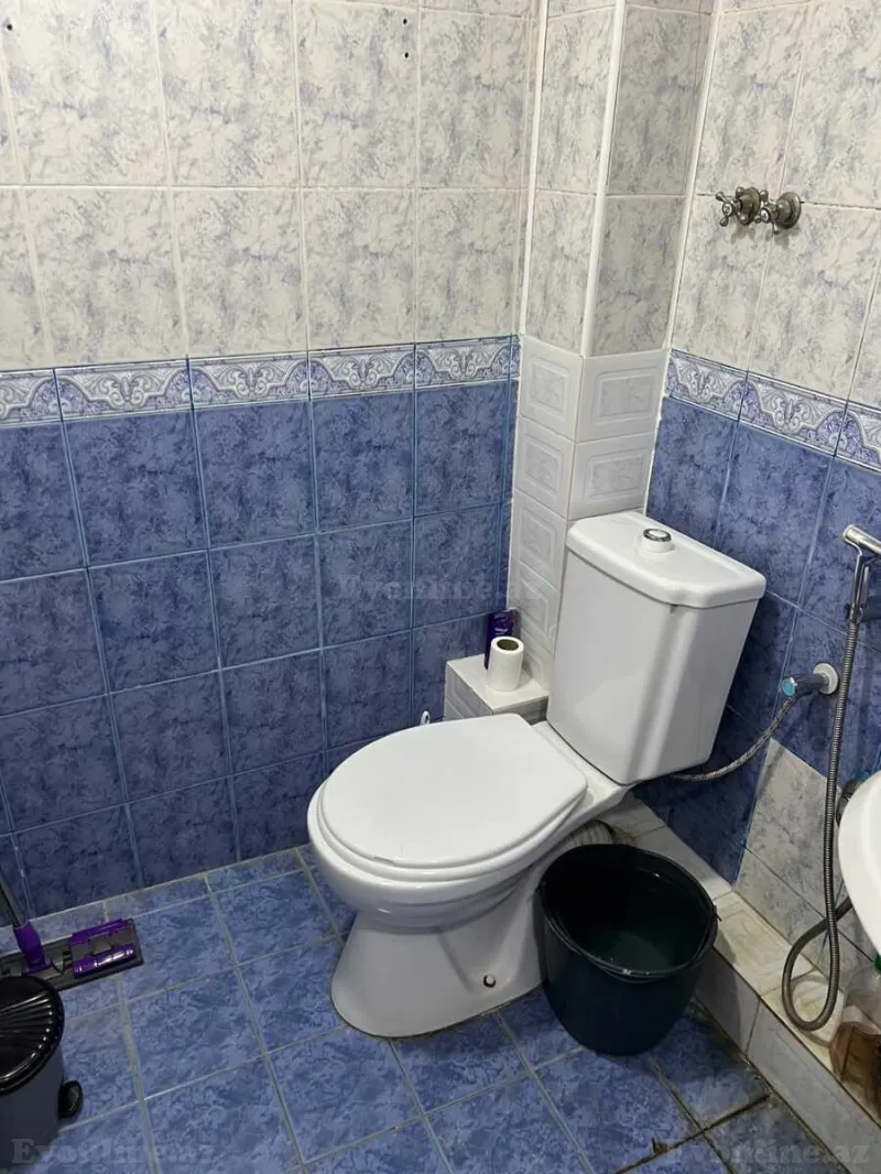 3 otaqlı köhnə tikili mənzil kirayə verilir — 20 Yanvar m., Bakı - şəkil 10