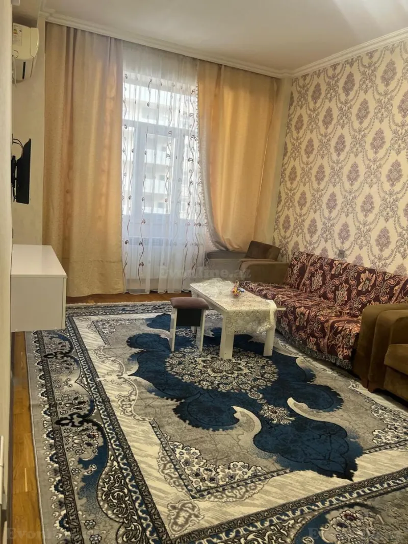 Bakı, Suraxanı r., Yeni Günəşlida 2 otaqlı mənzil satılır