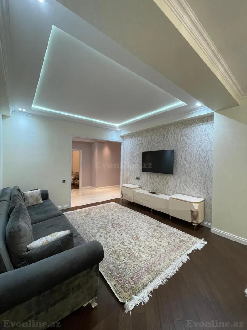 4 otaqlı köhnə tikili mənzil satılır — 8-ci mikrorayon, Bakı - şəkil 7