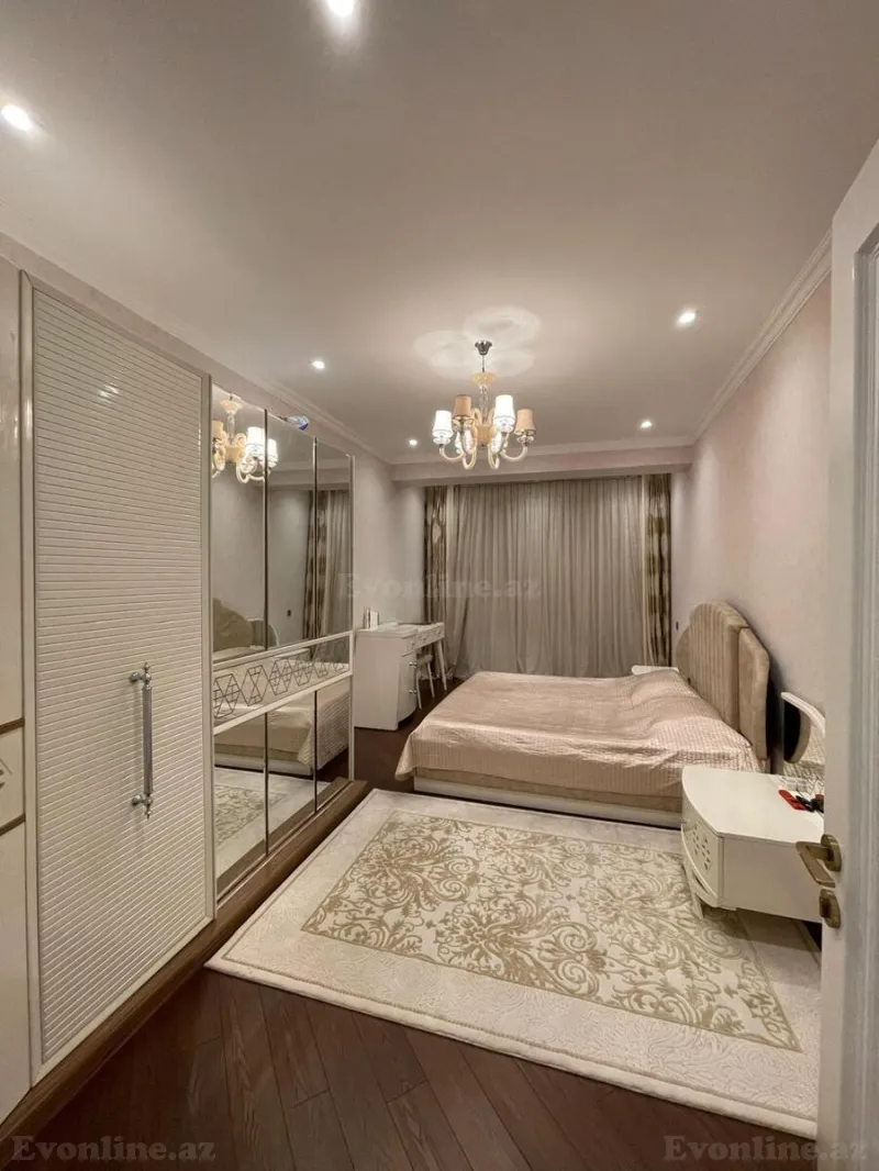 4 otaqlı köhnə tikili mənzil satılır — 8-ci mikrorayon, Bakı - şəkil 13