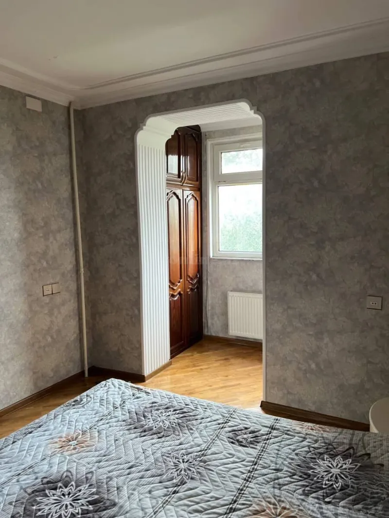 3 otaqlı köhnə tikili mənzil kirayə verilir — 20 Yanvar m., Bakı - şəkil 5