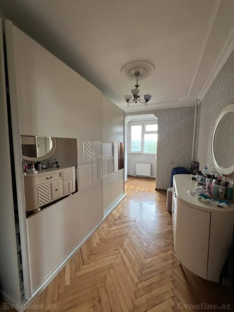 3 otaqlı köhnə tikili mənzil kirayə verilir — 20 Yanvar m., Bakı - şəkil 15
