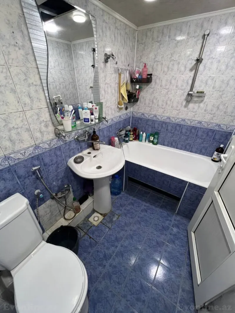 3 otaqlı köhnə tikili mənzil kirayə verilir — 20 Yanvar m., Bakı - şəkil 25