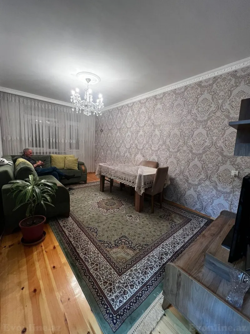 3 otaqlı köhnə tikili mənzil satılır — Qaraçuxur, Bakı - şəkil 2