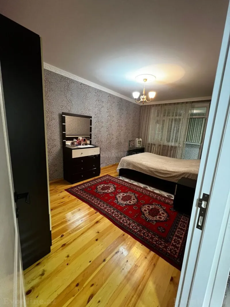 3 otaqlı köhnə tikili mənzil satılır — Qaraçuxur, Bakı - şəkil 4