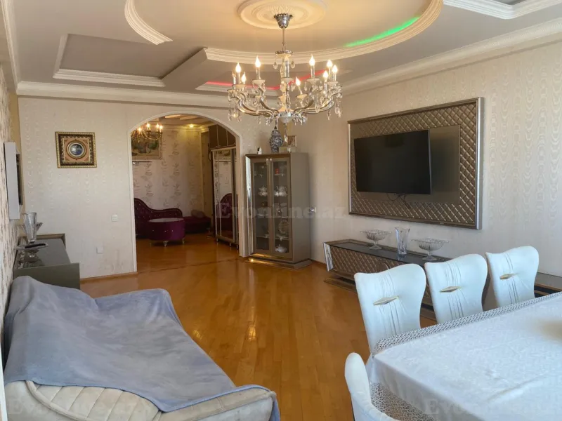 3 otaqlı yeni tikili mənzil satılır — Yeni Yasamal, Bakı - şəkil 13