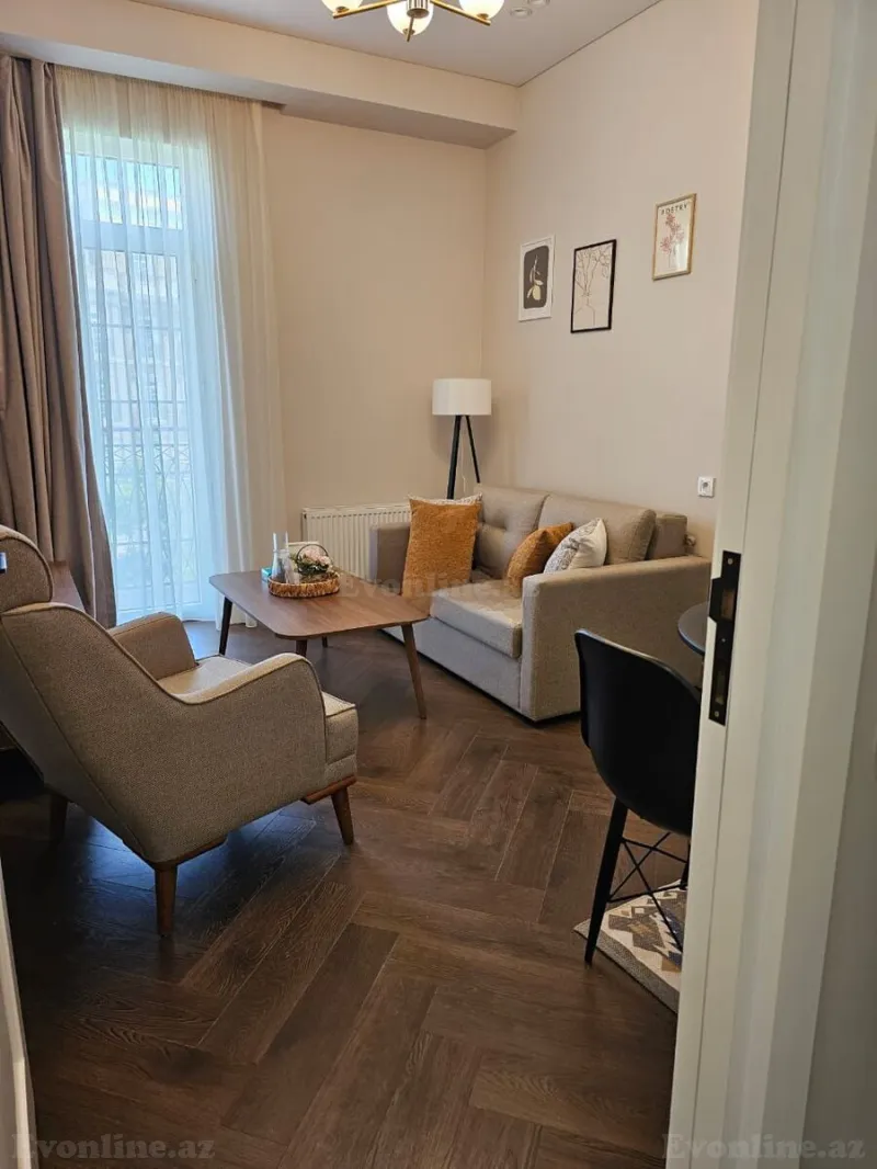 2 otaqlı Mənzil 70 m² Xətai r. Kirayə verilir