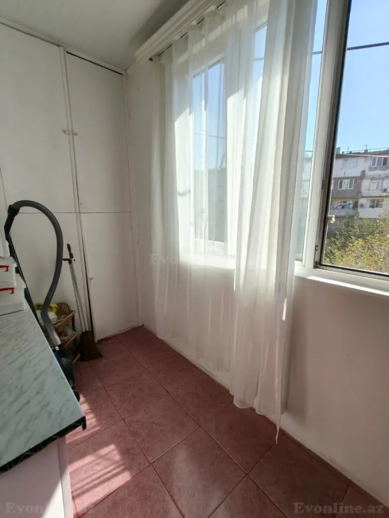 2 otaqlı köhnə tikili mənzil satılır — Badamdar, Bakı - şəkil 8