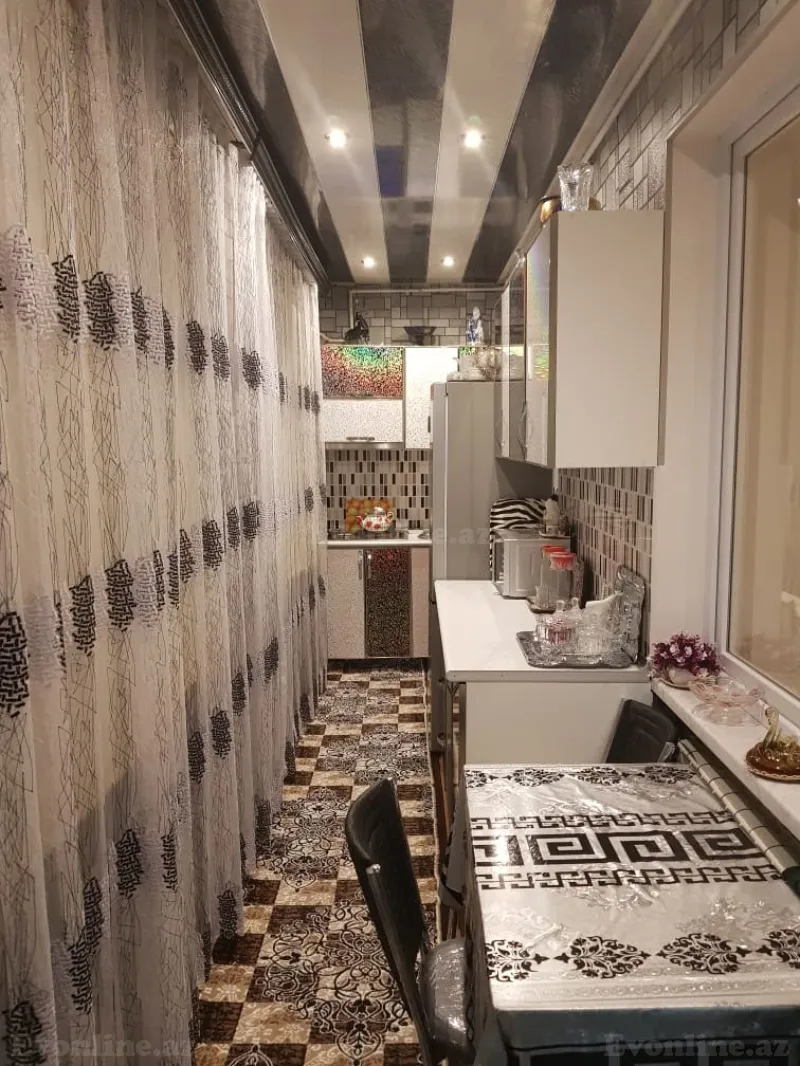 3 otaqlı köhnə tikili mənzil satılır — Bakıxanov, Bakı - şəkil 5