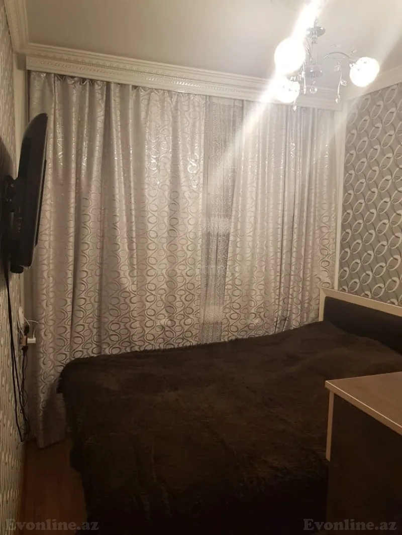 3 otaqlı köhnə tikili mənzil satılır — Bakıxanov, Bakı - şəkil 12
