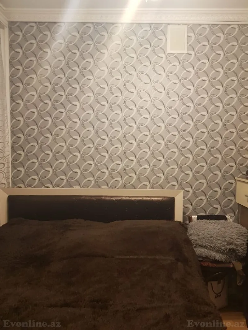 3 otaqlı köhnə tikili mənzil satılır — Bakıxanov, Bakı - şəkil 13