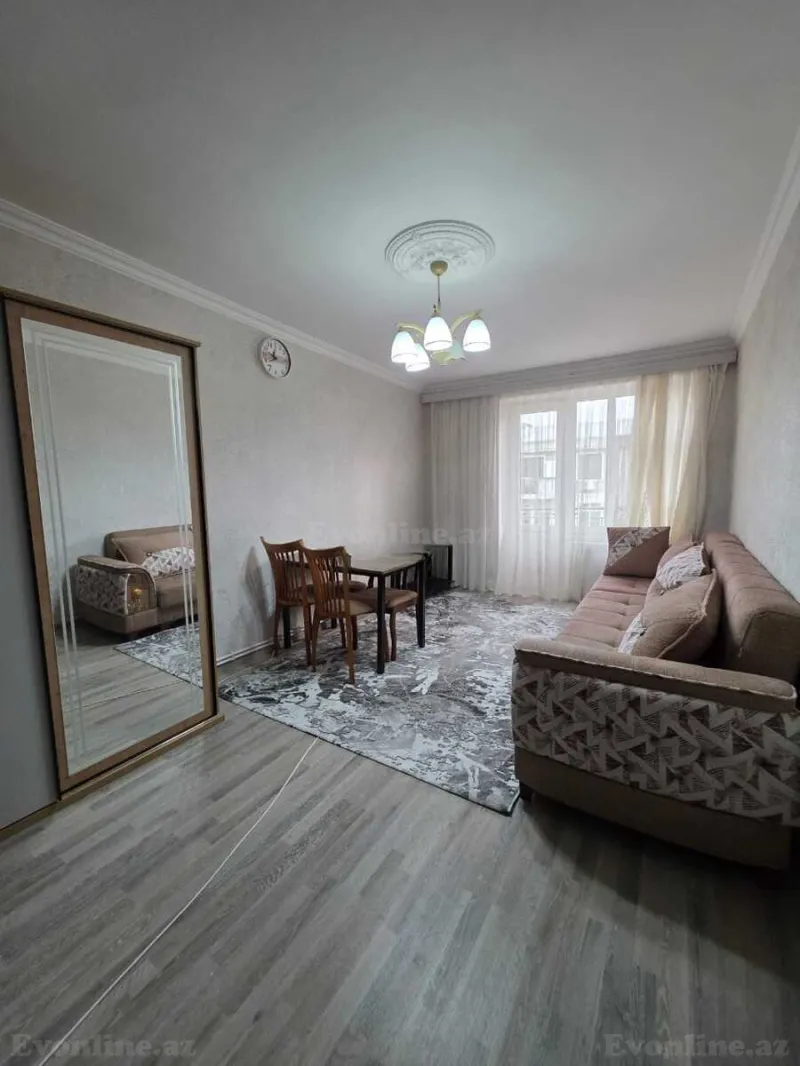 2 otaqlı Mənzil 60 m² 28 May m. Kirayə verilir
