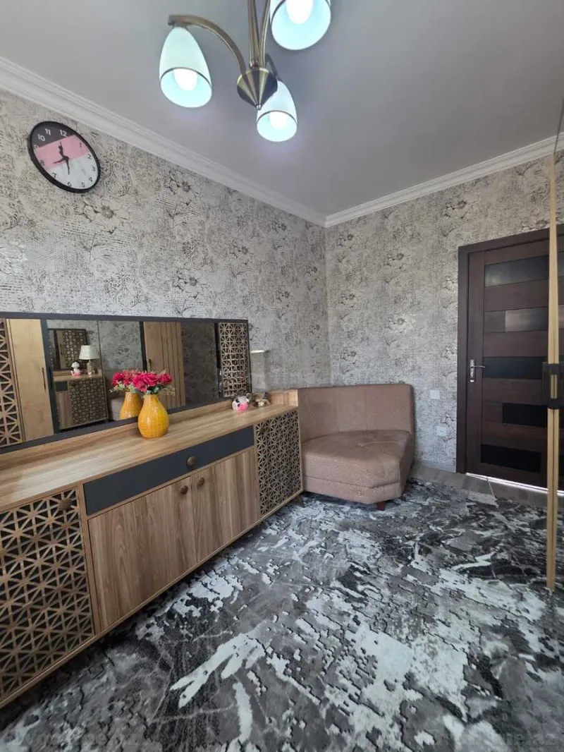 2 otaqlı köhnə tikili mənzil kirayə verilir — 28 May m., Bakı - şəkil 3