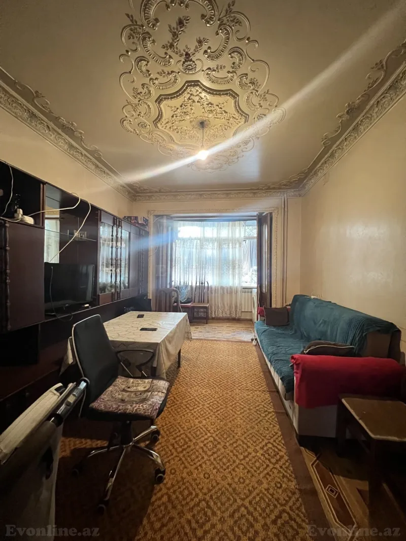 2 otaqlı Mənzil 50 m² 1-ci mikrorayon Satılır